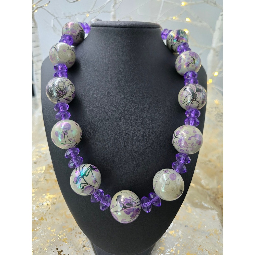 Vintage Plastic Beaded Statement Necklace Purple Grey Silver Tone
